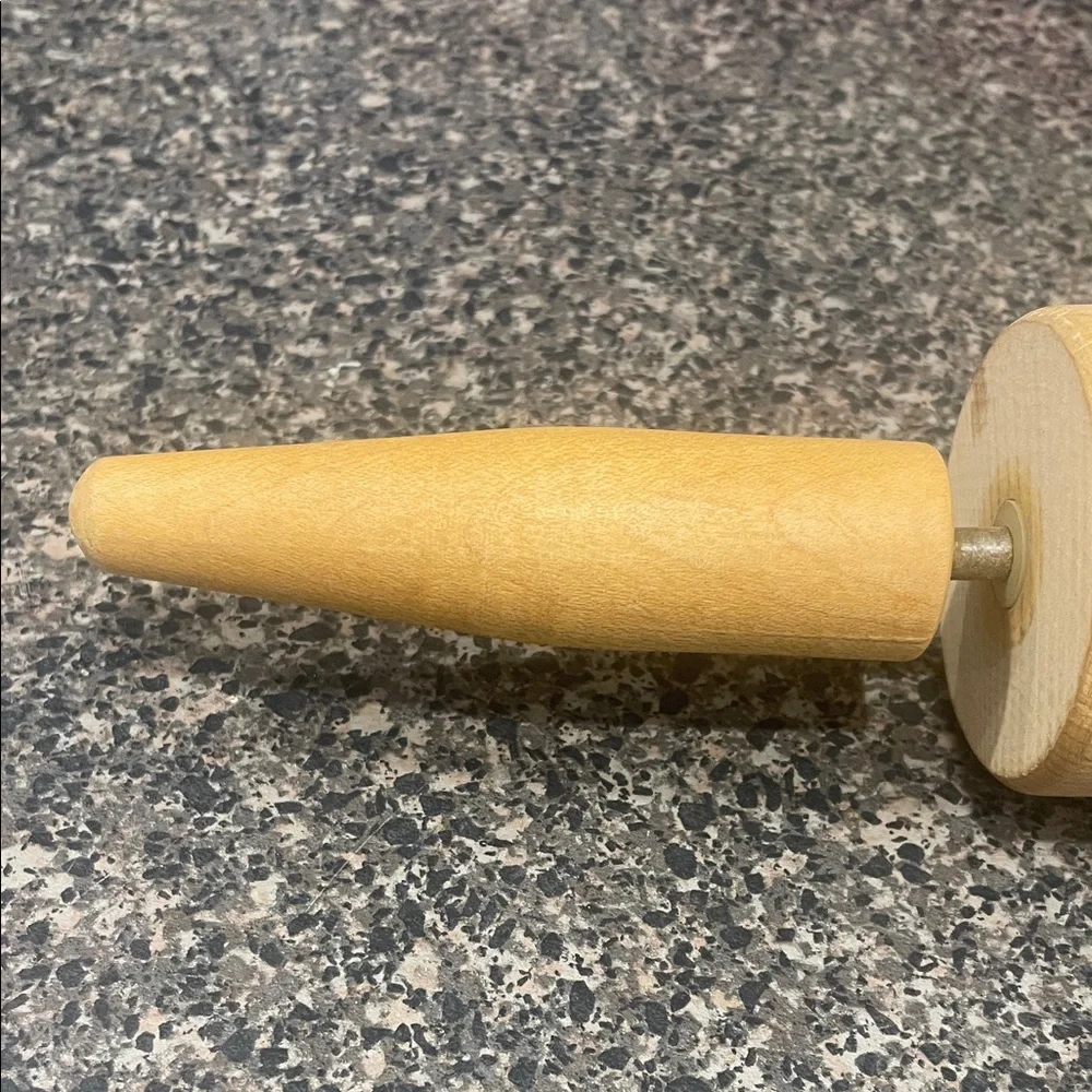 Vintage Style Natural Wood Rolling Pin - Light Brown